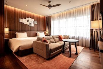 Single, 2 Double Beds, Club Lounge Access