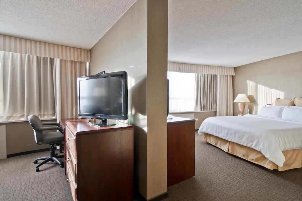 Chateau Lacombe Formerly Crowne Plaza Chateau Lacombe 21/67