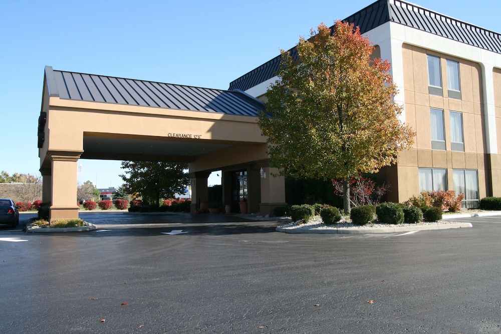 Hampton Inn Washington Court House 5/61