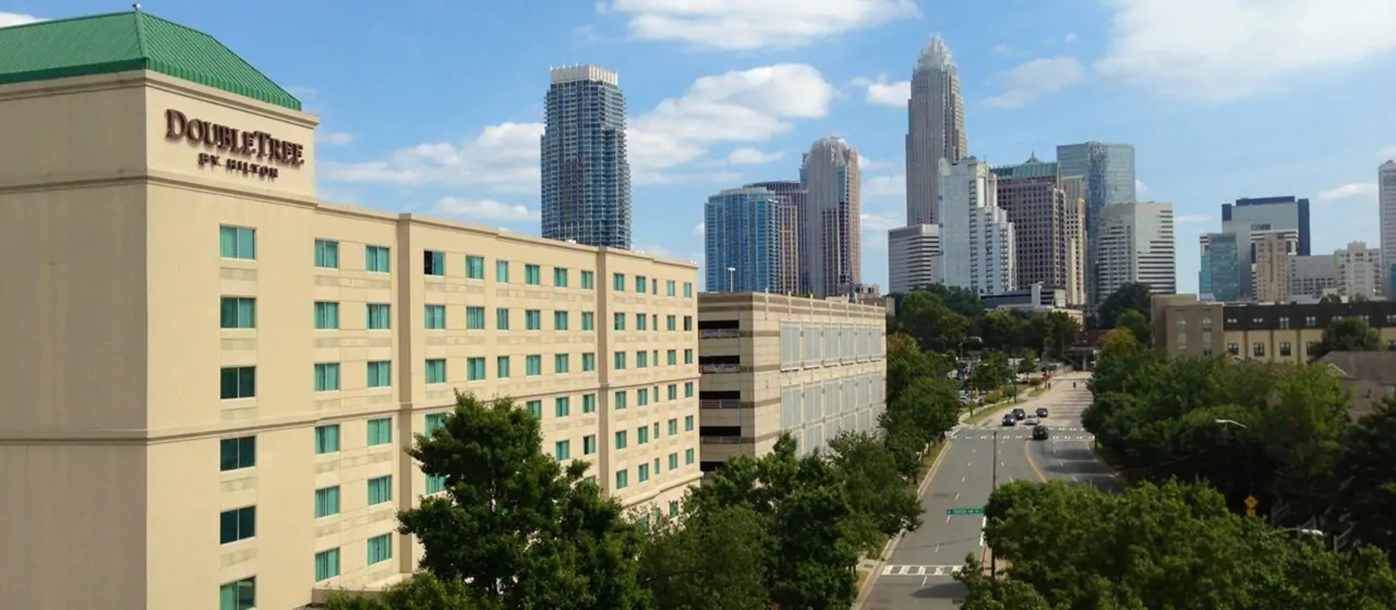 DOUBLETREE BY HILTON HOTEL CHARLOTTE 8/76