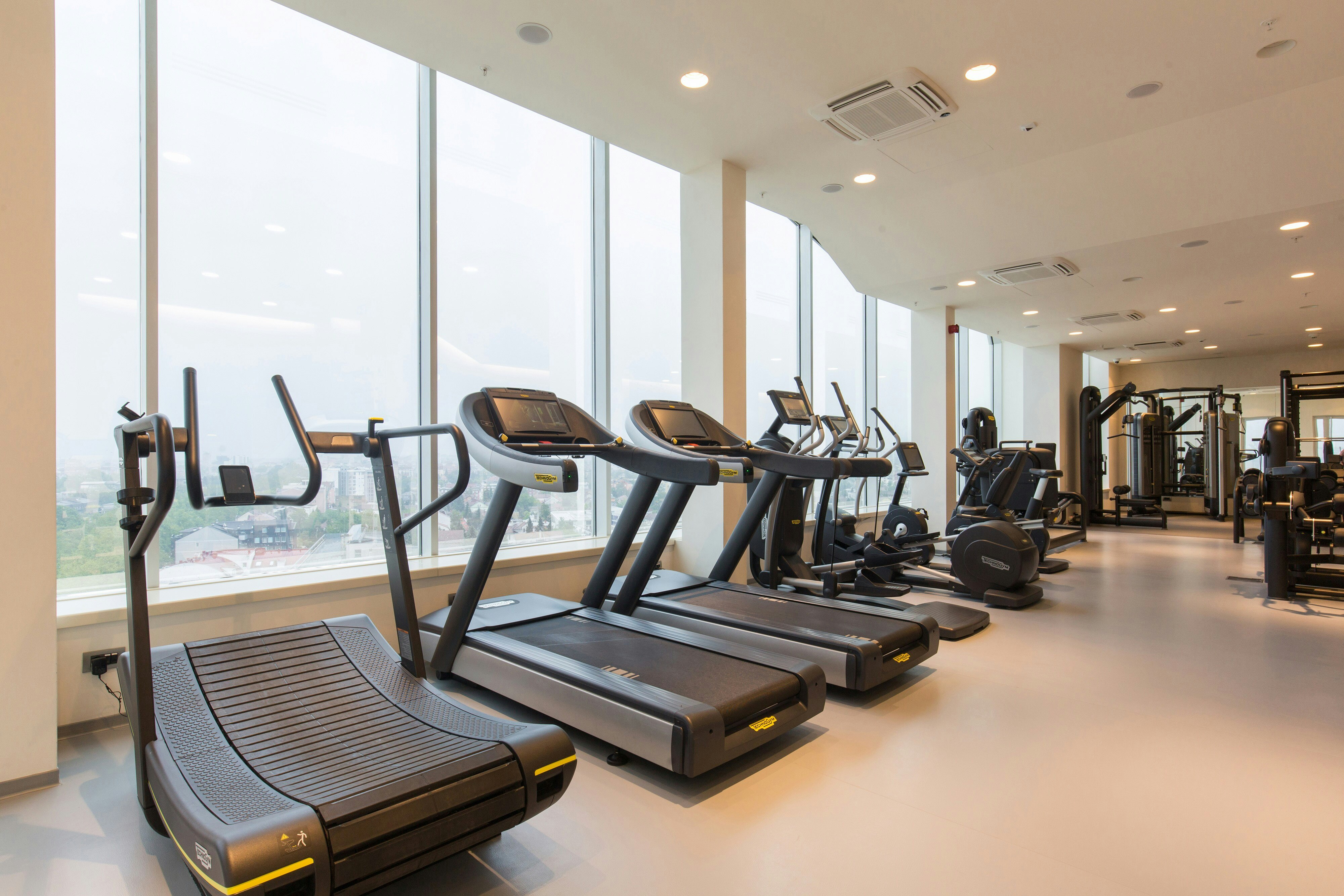SHERATON NOVI SAD 22/48