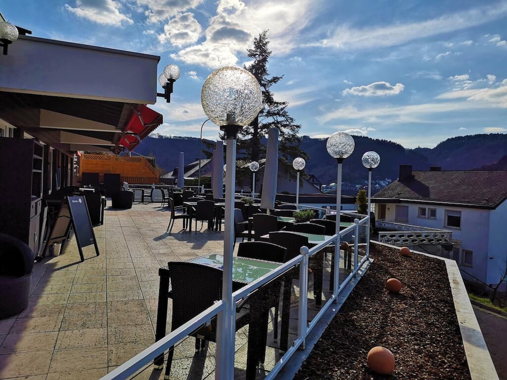 Moselromantik Hotel Thul 46/50