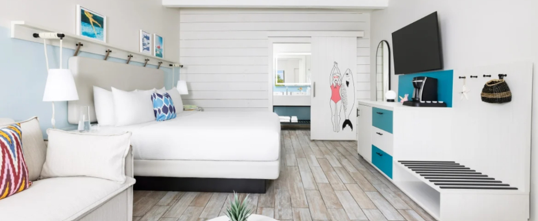 Renovated, King Bed, Garden View