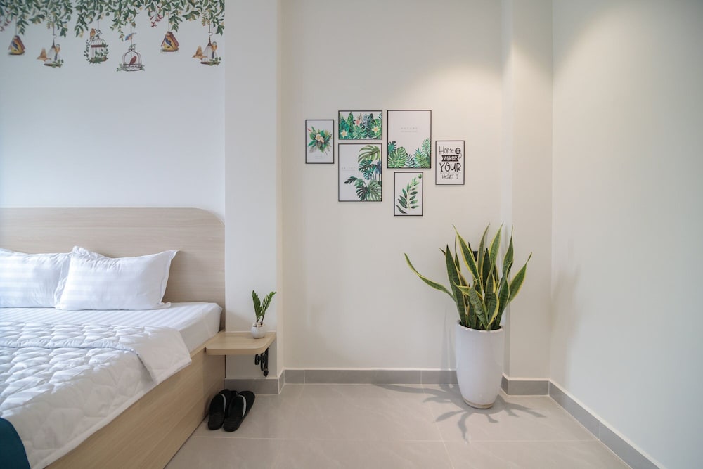 Bin Bin Hotel 16 - Near Bui Vien Walking Street 18/50