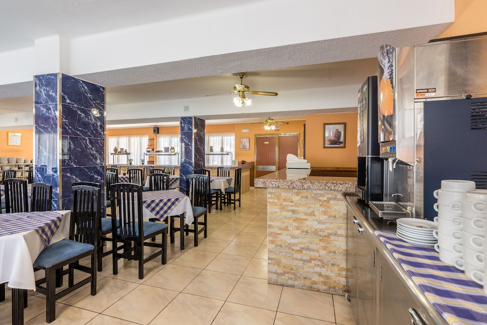 Hotel Costa Mediterraneo 22/38