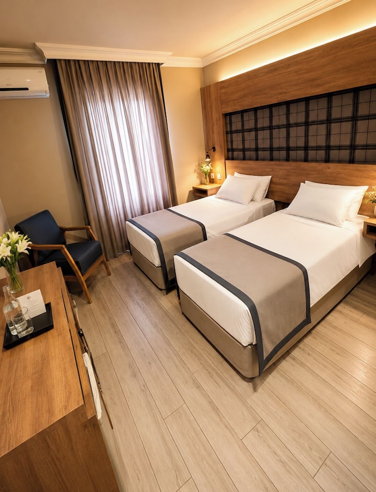 Otel Laodikya 19/50