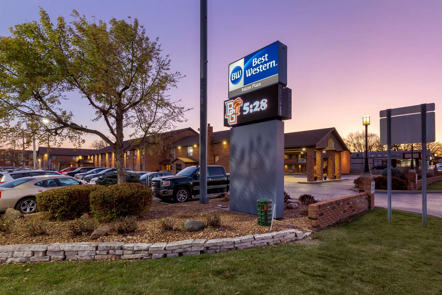 Best Western Falcon Plaza 38/38