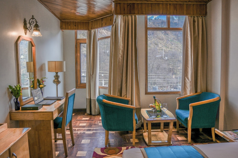 The Manali Inn 55/74