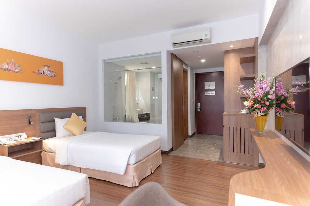 Bong Sen Hotel Saigon 25/50