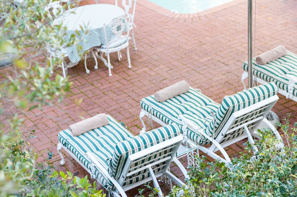 Bonne Esperance Boutique Guest House 40/50