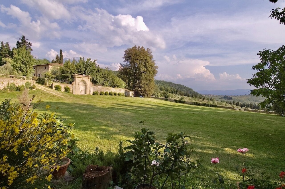 VILLA GRASSINA 40/50