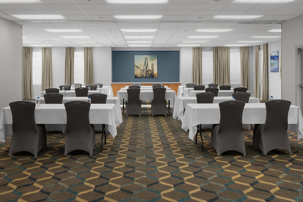 Residence Inn By Marriott Santa Clarita Valencia 54/61
