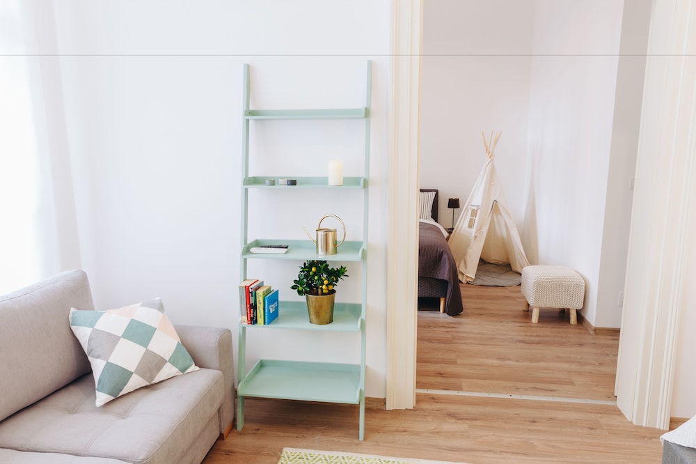 Chill Apartments 32/50