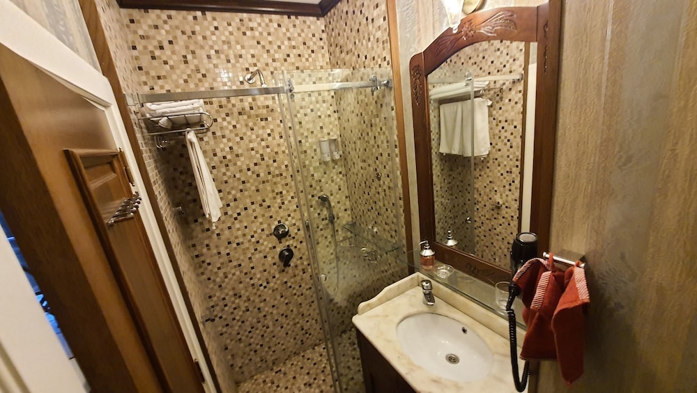 Medar Hotel Istanbul 43/44