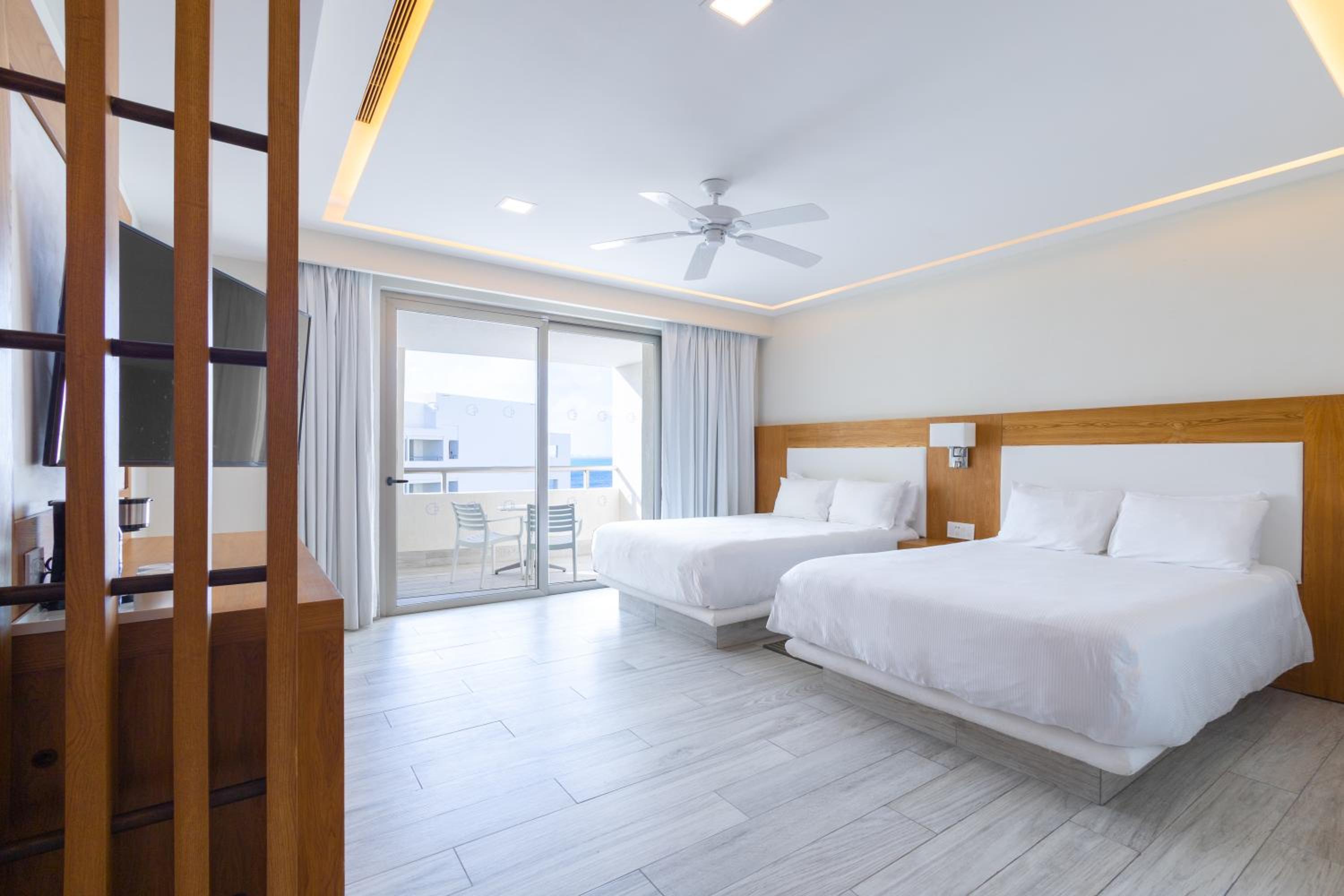 Ocean, Luxury, 2 Double Beds
