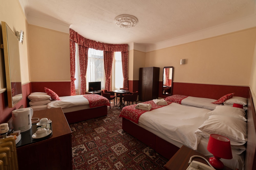 Bournemouth Sands Hotel 24/44