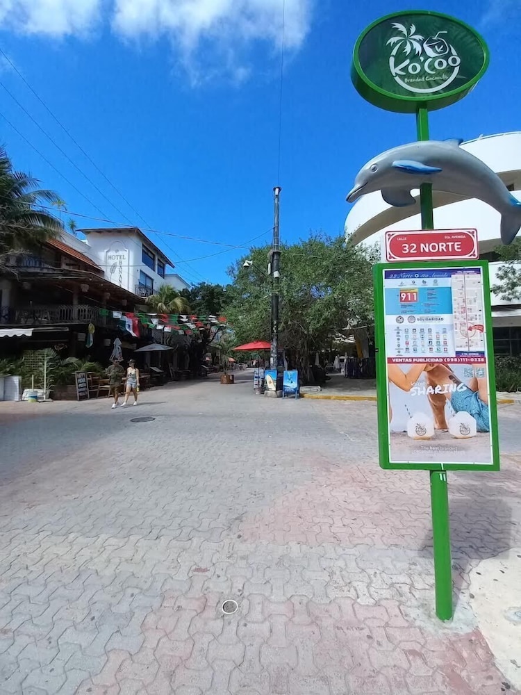 Riviera Maya Suites 44/50