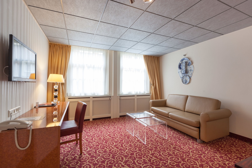 Grand Museum Hotel, BW Signature Collection 46/64