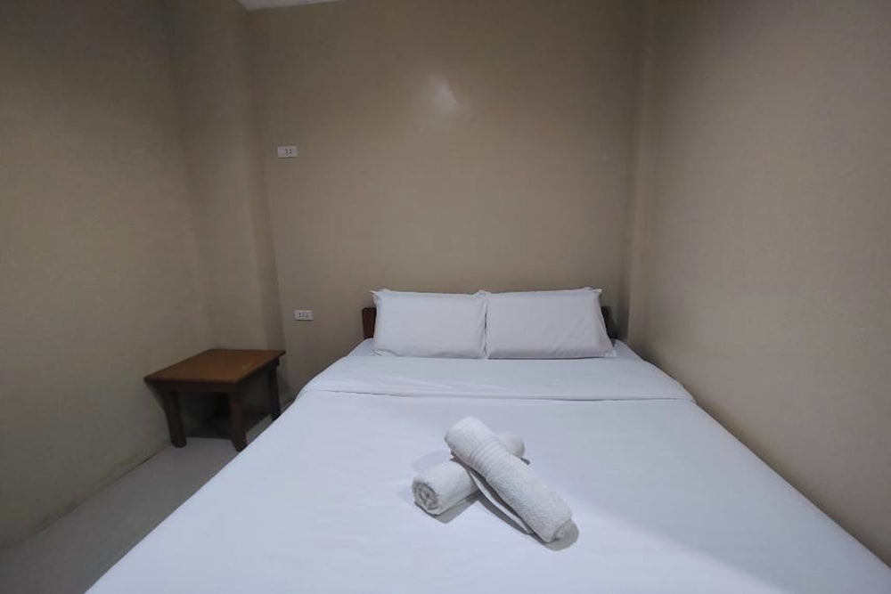 Boracay Backpackers 25/68