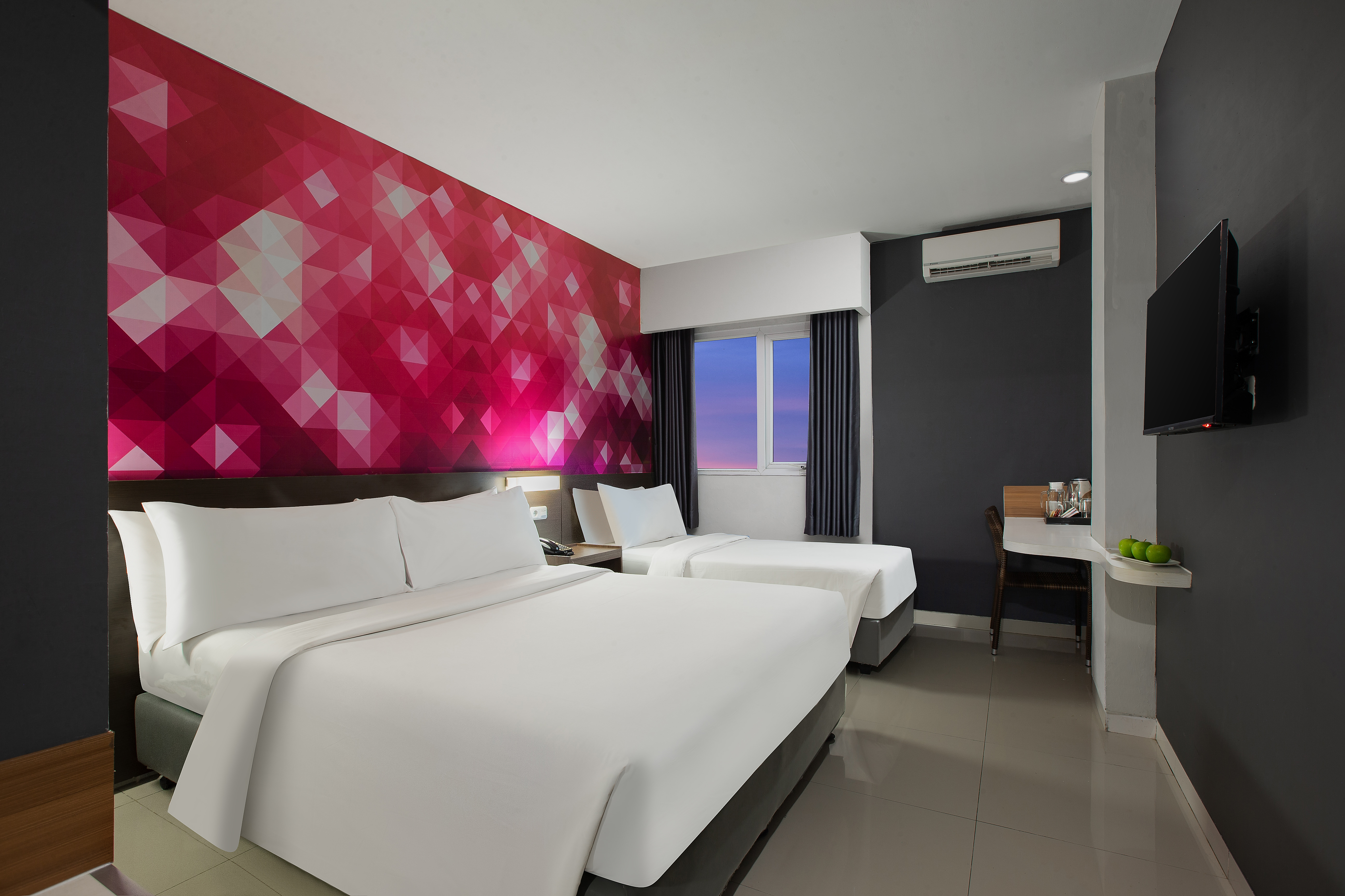 favehotel Simpang Lima - Semarang 12/24