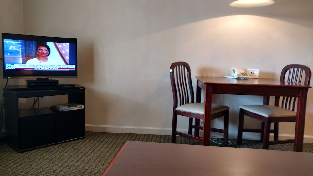 Affordable Suites Charlottesville 33/55