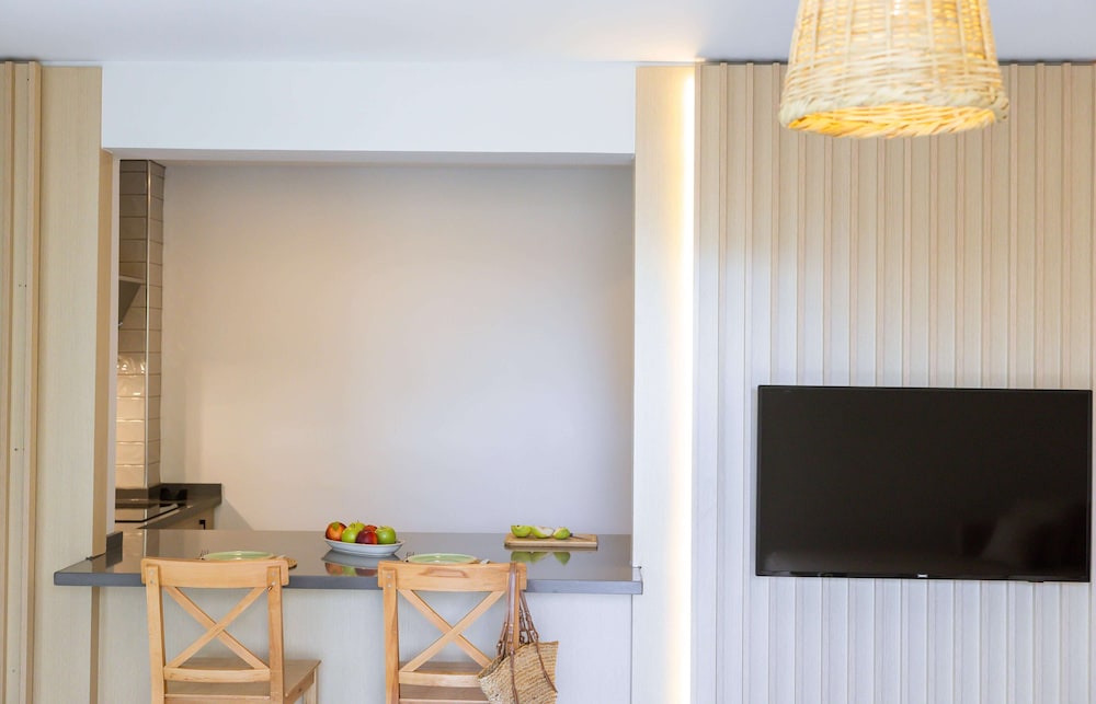 Sole Suites 37/49