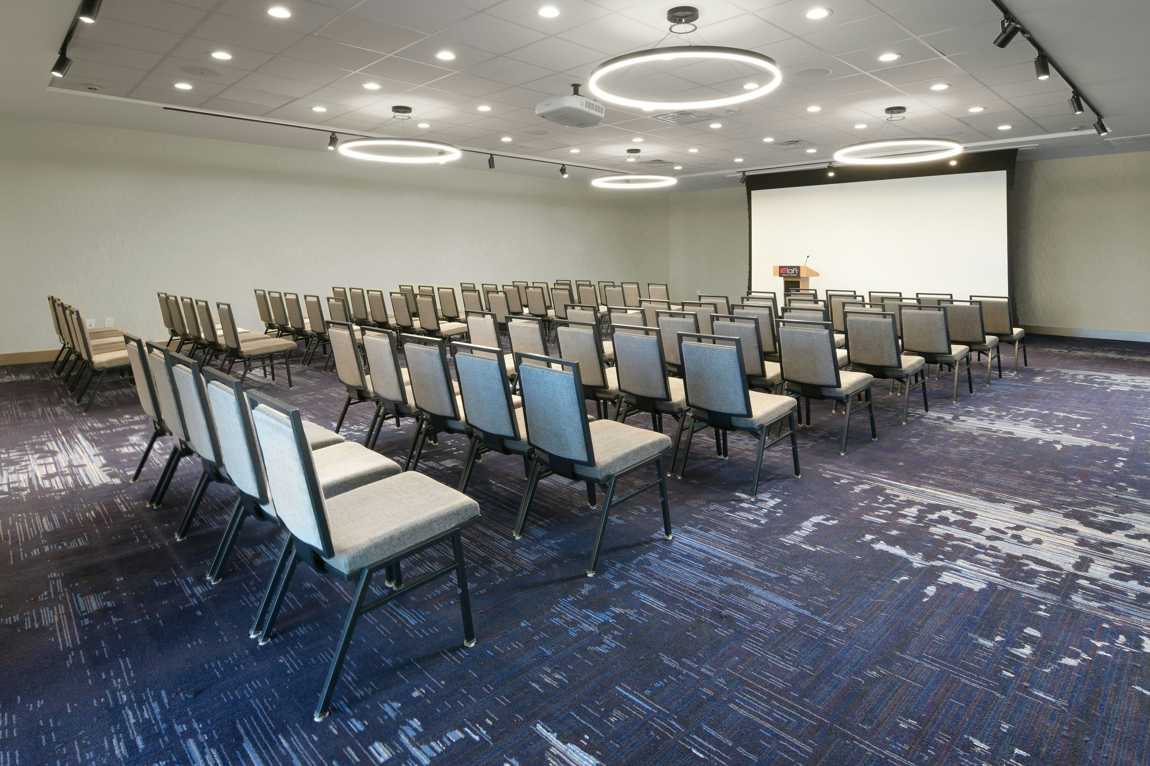 Aloft Dallas Euless 31/44