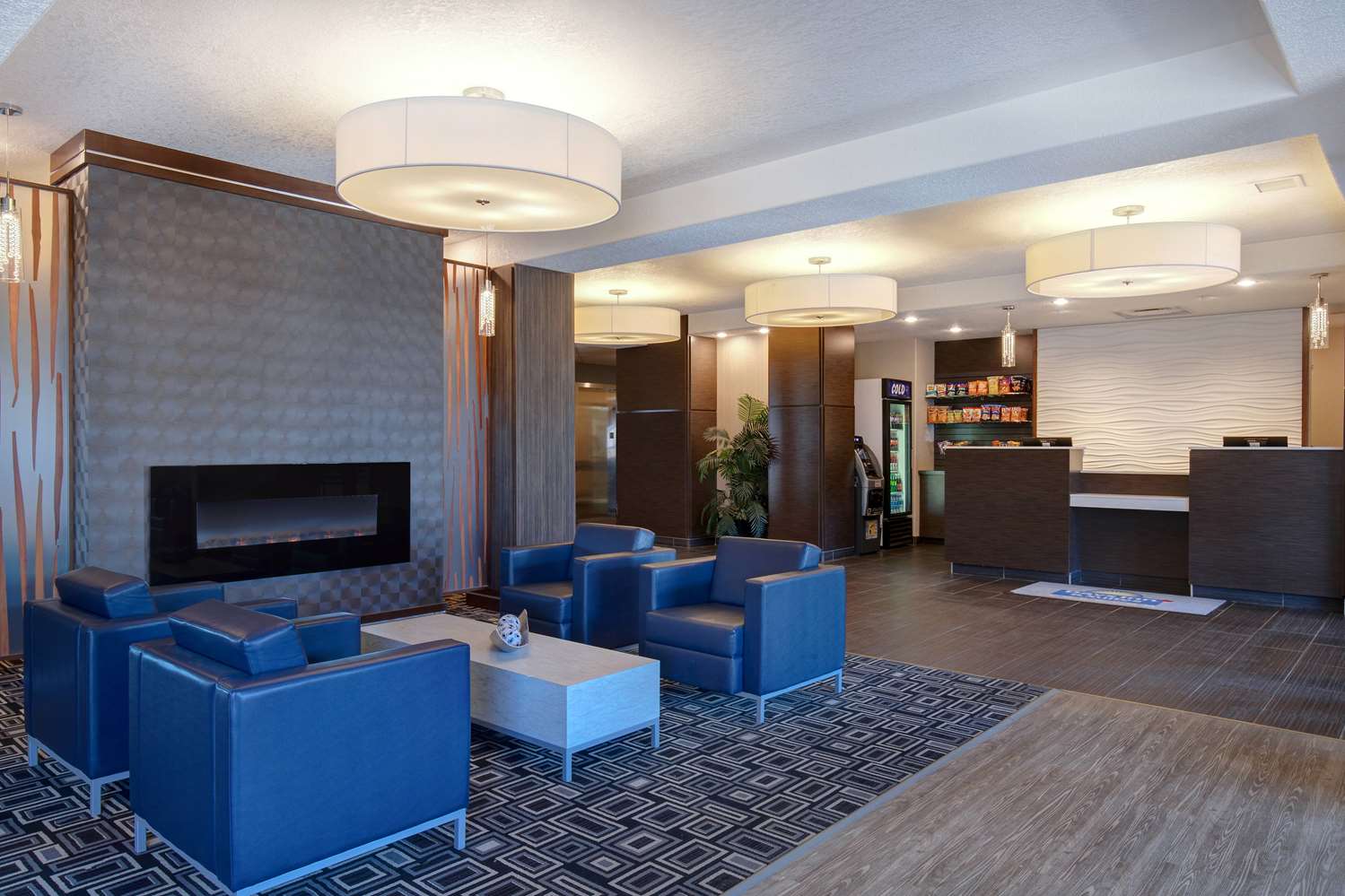 Days Inn & Suites by Wyndham Yorkton 18/38