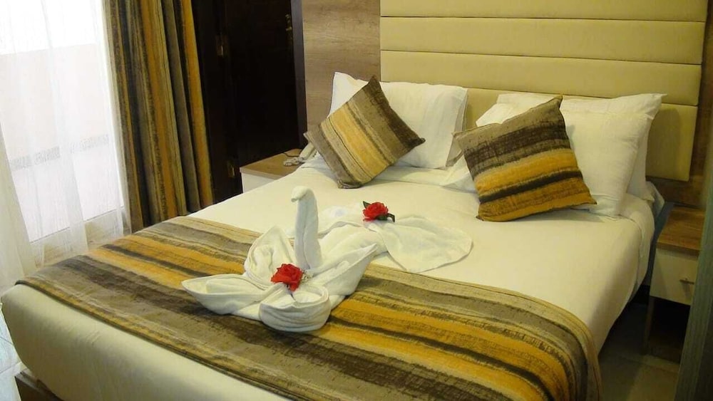 Jewel San Stefano Hotel 12/37