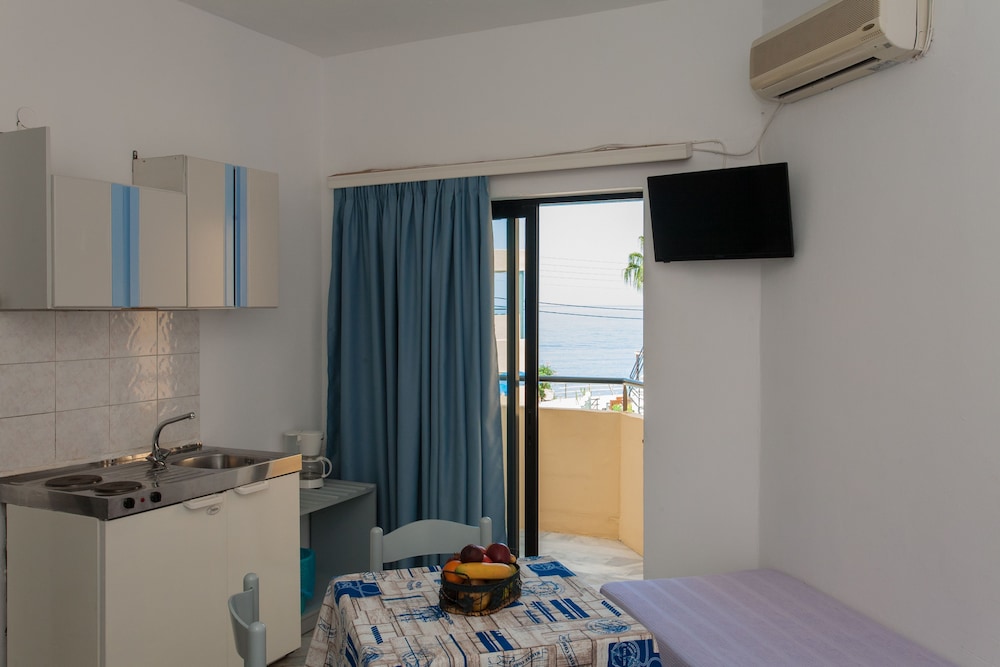 Akasti Hotel 23/39