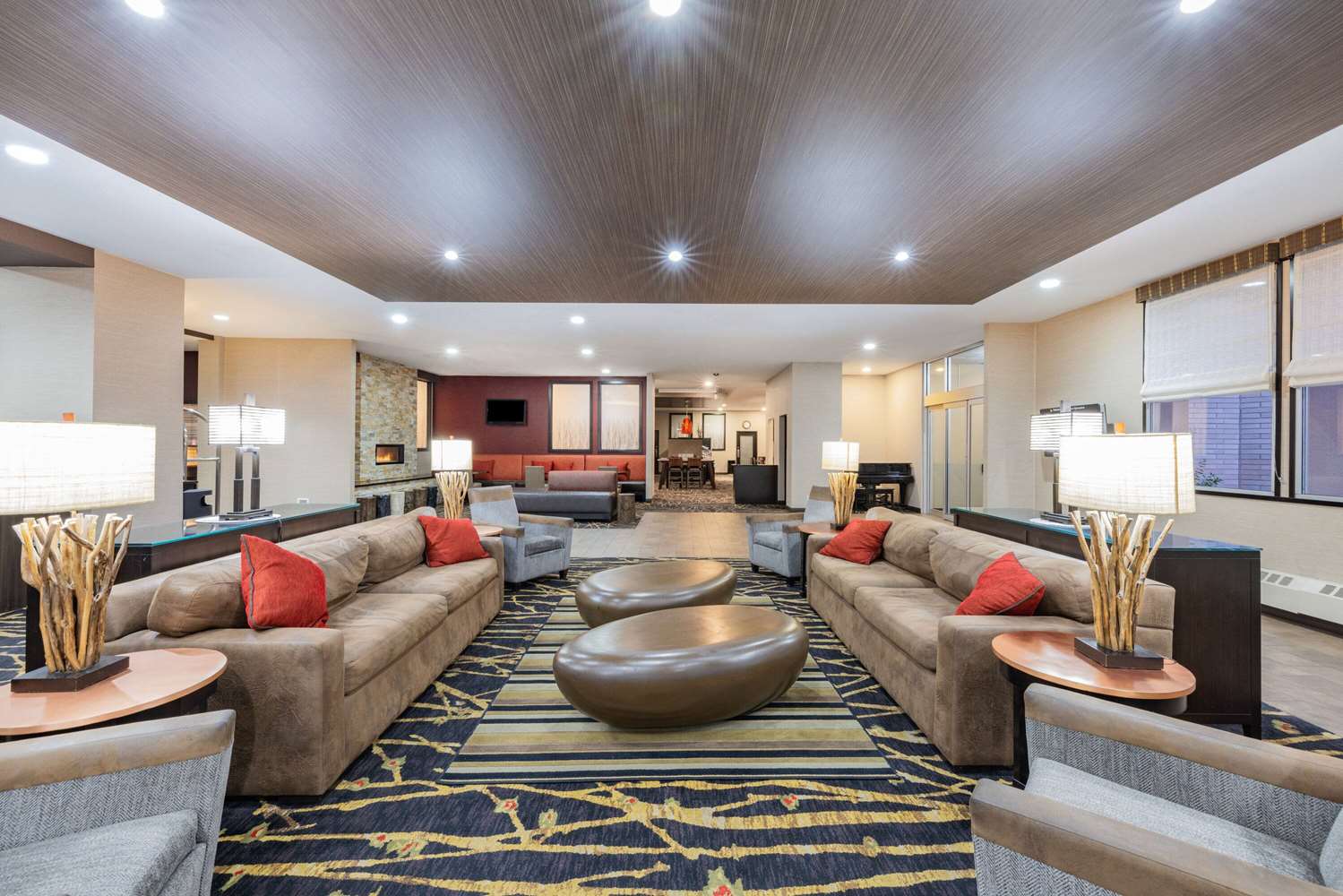 Ramada By Wyndham Grand Forks 15/40