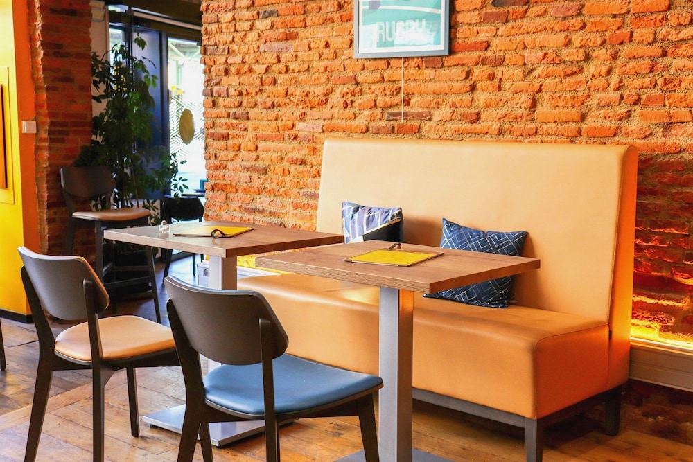 restaurant-cafeteria