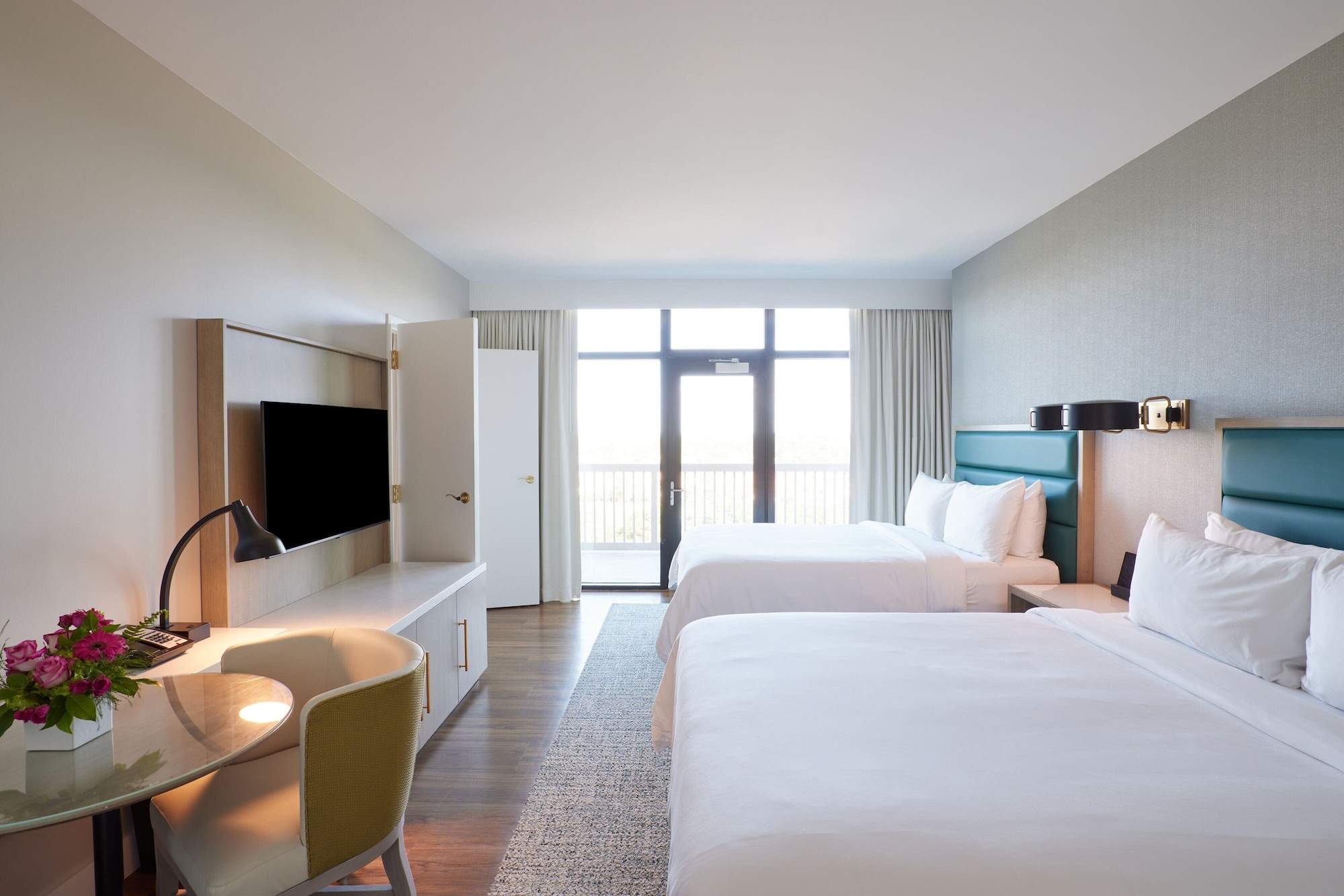 Executive, Suite, 2 Queen Beds, Resort View, Balcony