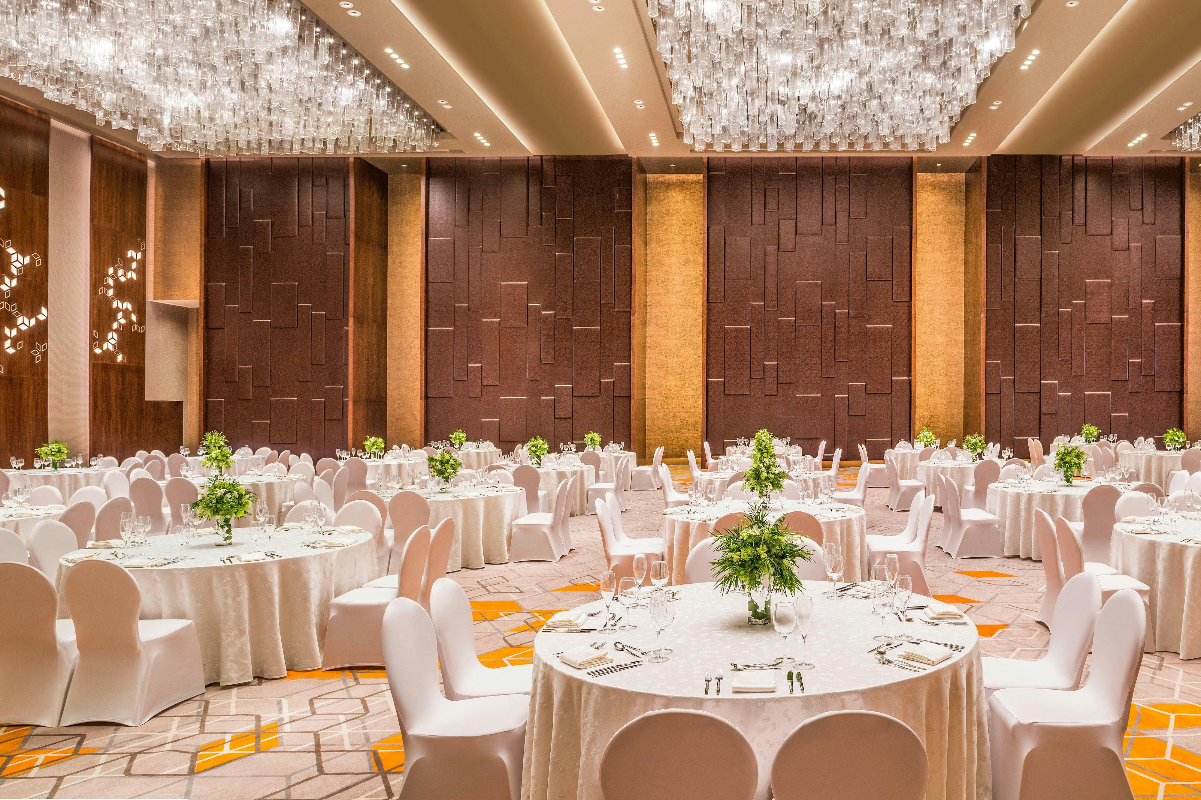 MEIXI LAKE HOTEL, A LUXURY COLLECTION HOTEL, CHANGSHA 9/13