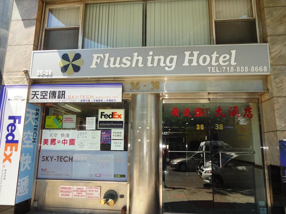 Flushing Hotel 1/60