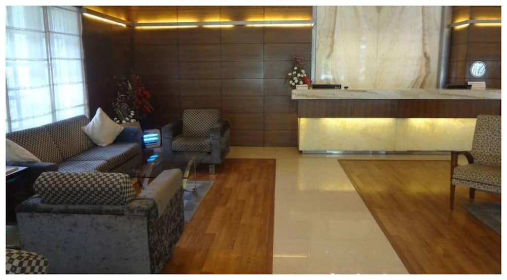 ASTORIA HOTEL 14/24