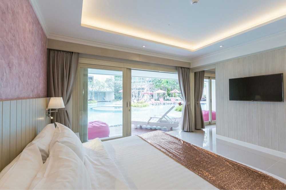The Sea-Cret Hua Hin Hotel 33/73