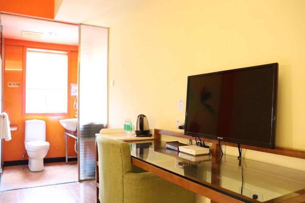 Garden Inn 4th Zhongshan Road Branch 53/60