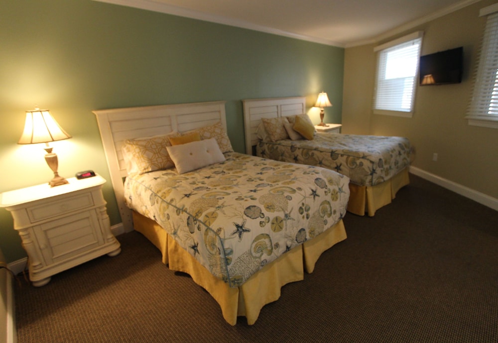 Innseason Resorts Harborwalk 12/50