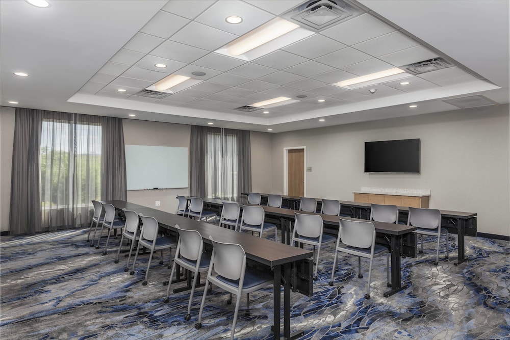 Fairfield Inn Suites Lebanon 31/37