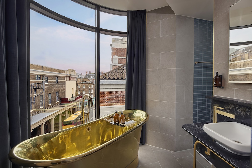 Hotel AMANO Covent Garden 58/60