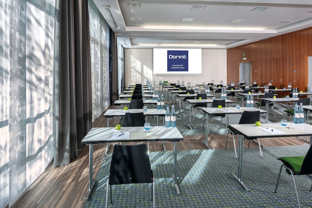Dorint Kongresshotel Dusseldorf / Neuss 33/44