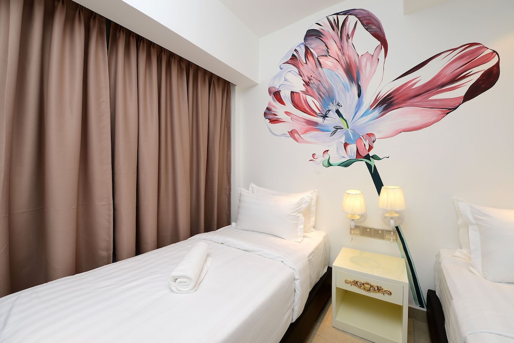 Hotel De Art Usj 21 10/35