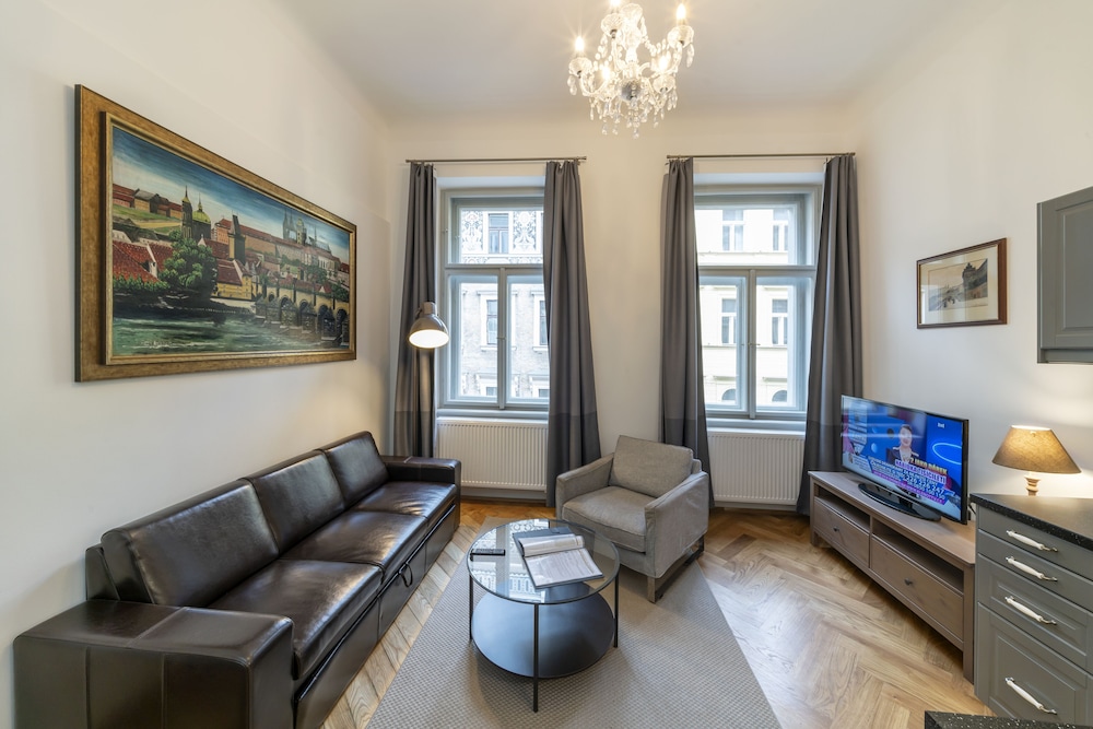 Old Town Aparthotel Michalska 47/75
