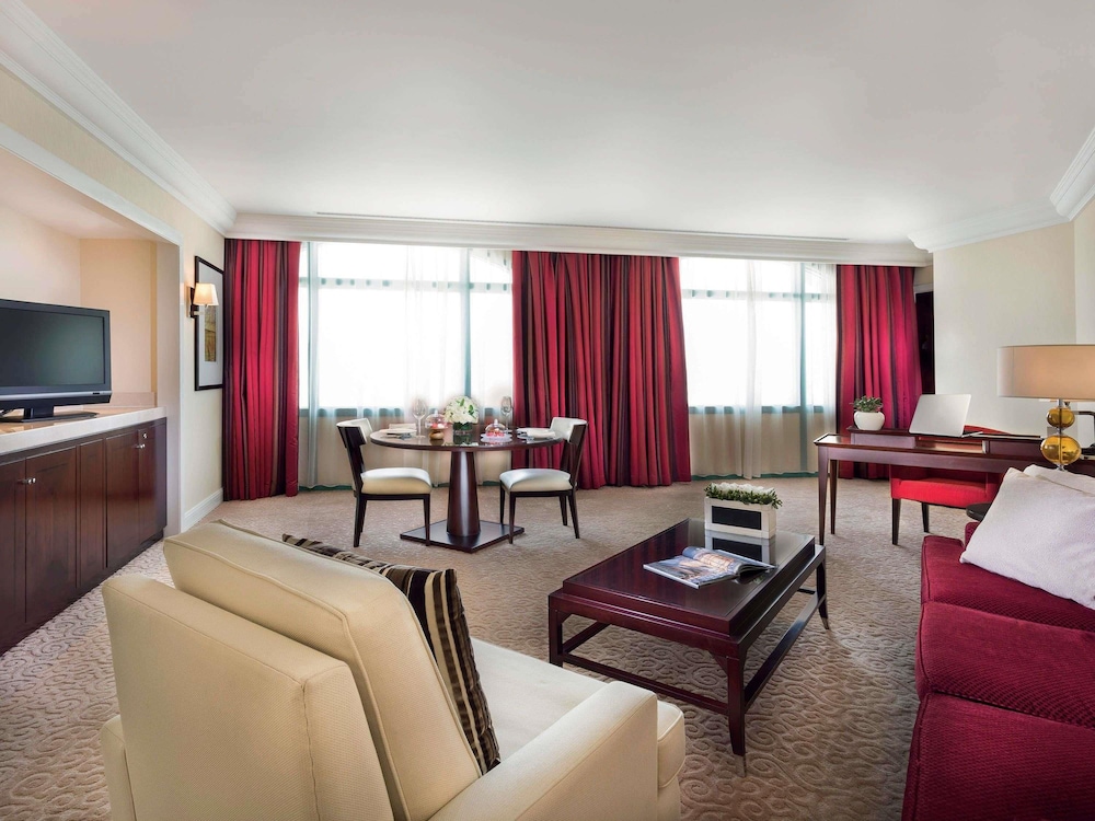Movenpick Grand Al Bustan Dubai 48/64