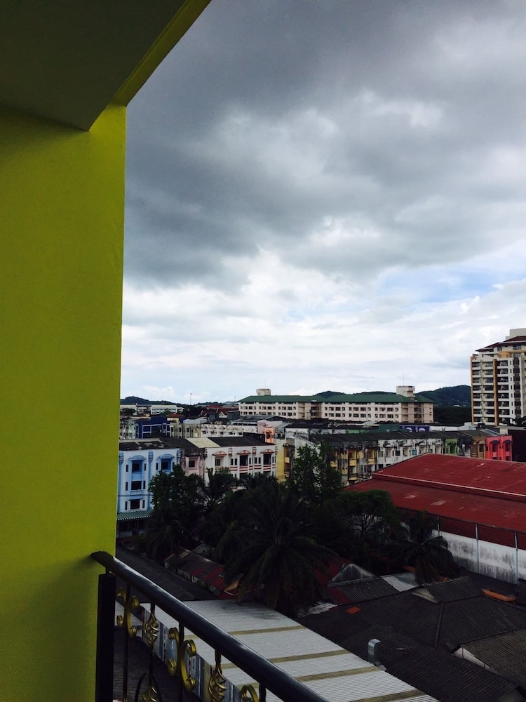 Phuket Chinoinn Hotel 14/65