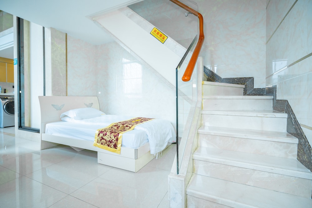 Louidon Mega Apartment Hotel of Kam Rueng Plaza Sunshine 30/77