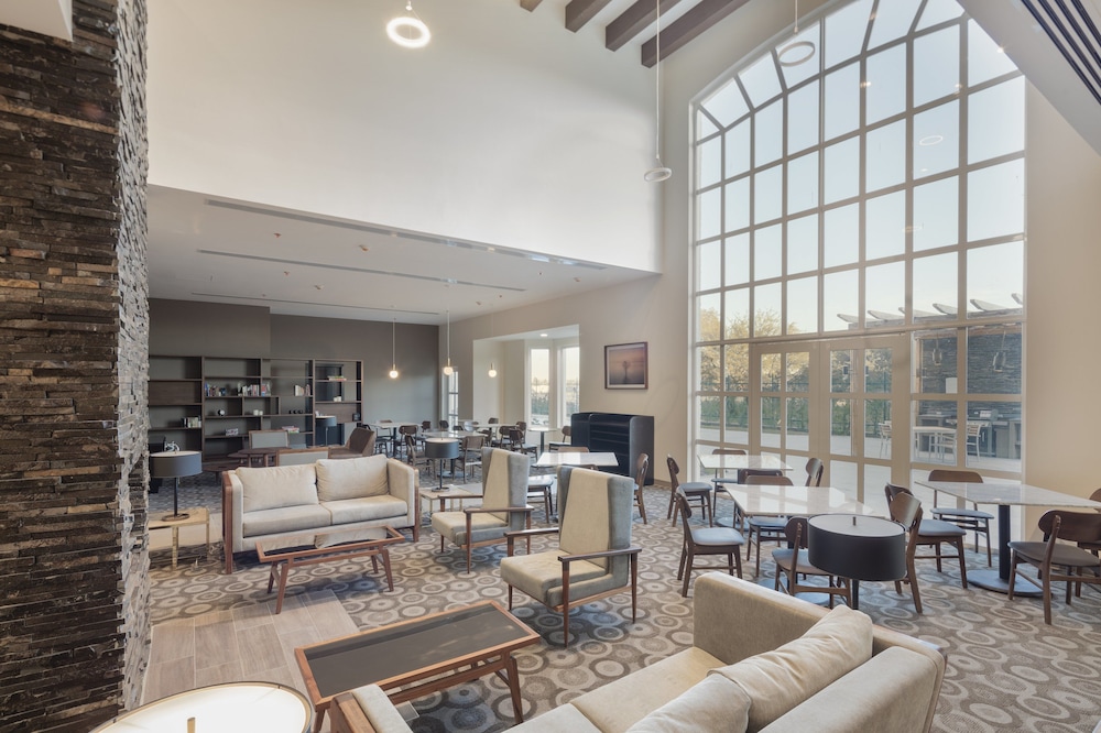 Staybridge Suites Silao 50/60