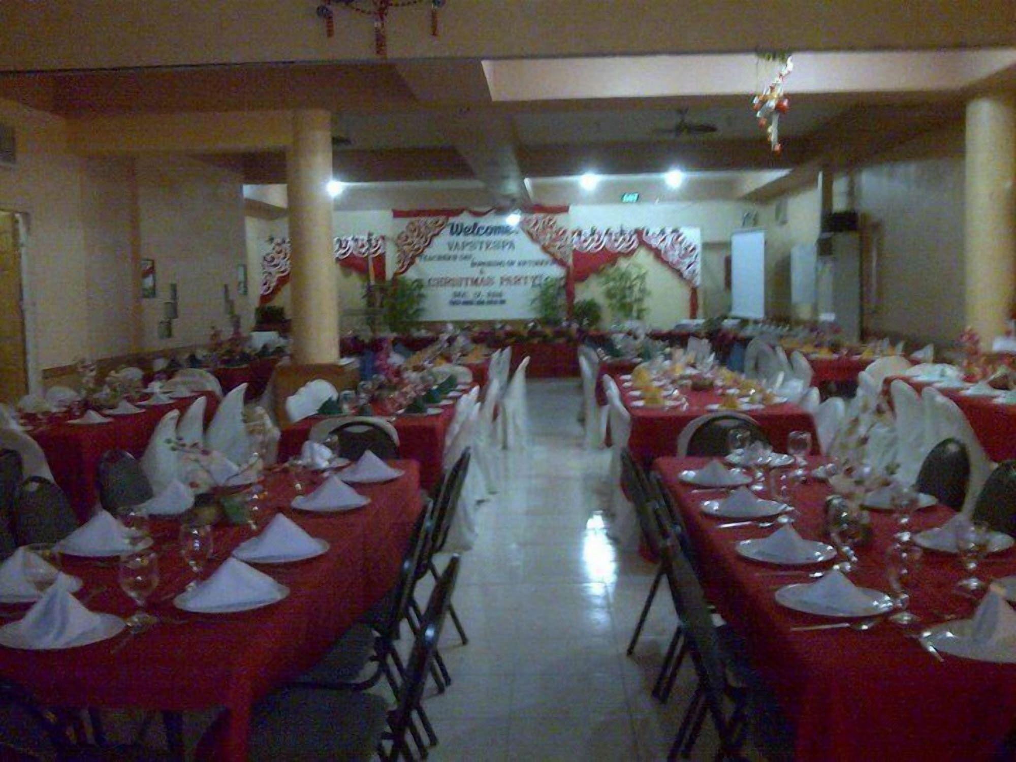 Plaza Maria Luisa Suites Inn 29/38
