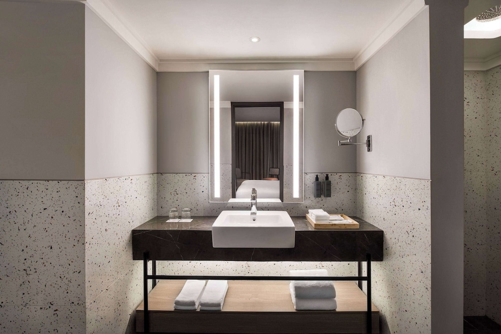 Ramada Encore by Wyndham Indore Nipania 44/44